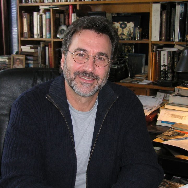 Roger Davis writer and journal reviewer in his study
